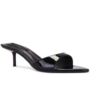 Black kitten heel pointed toe size 8 never worn tags still on!! So cute!